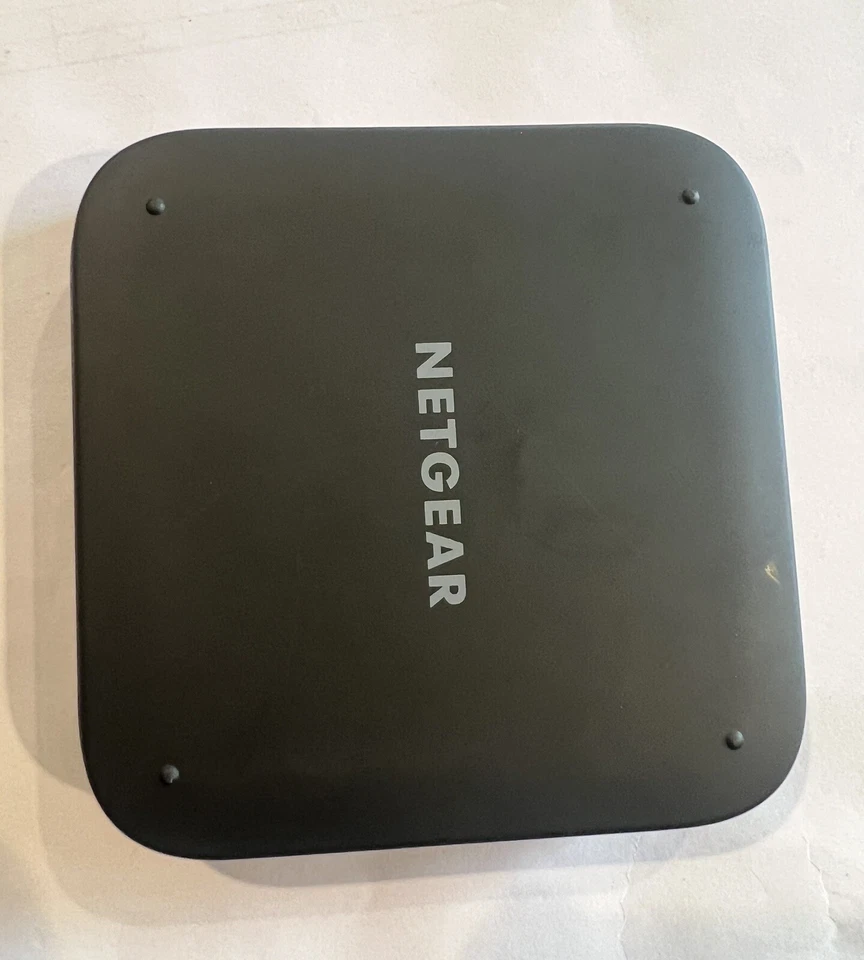 NETGEAR AT&T M6 PRO Nighthawk MR6500 WiFi 6 Mobile Router (5G).  Unlocked - Image 2 of 4