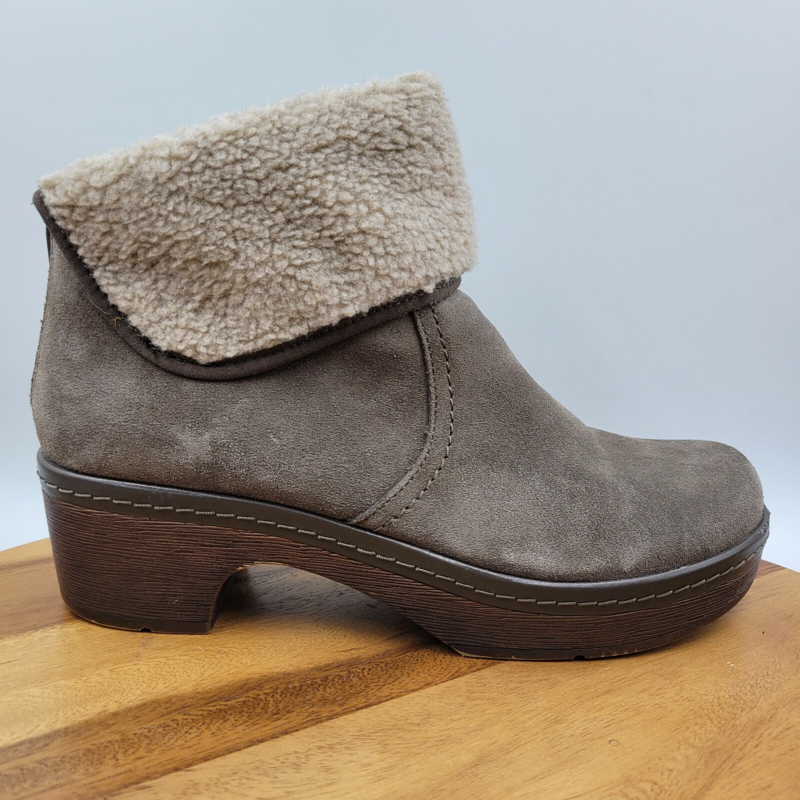 Clarks Preslet Pierce Women's 9 M Taupe 