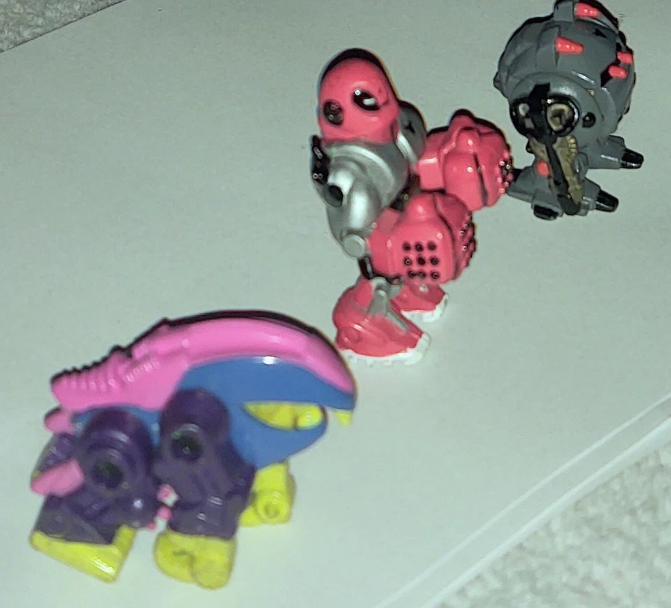 Zbots Galoob Z-bot 3 Figure Vintage lot #6 - Image 3 of 3