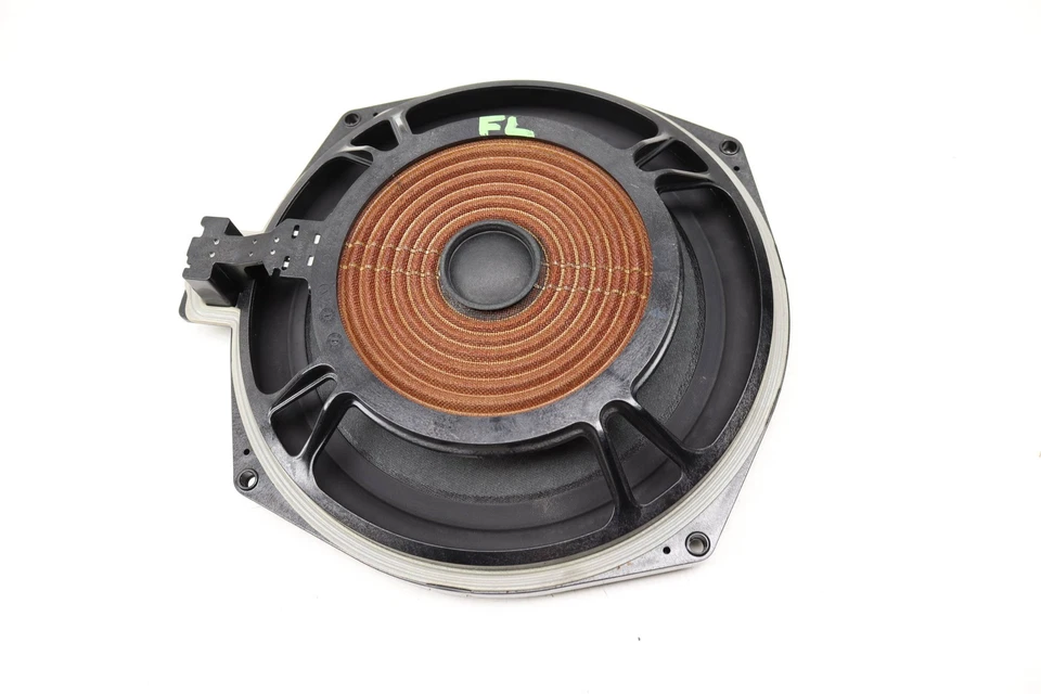 BMW 535D XDRIVE 2014-2015 - Altavoz central izquierdo / Woofer (HIFI) 9169685 Foto 2 de 4