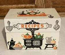 Vintage Stylecraft #805 Recipe Box Tin Metal Baltimore Maryland W/ Old Recipes