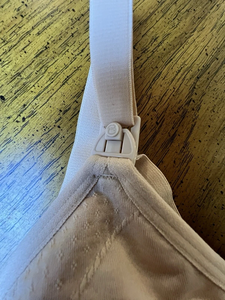 Bravado! Sujetador Pequeño Beige Básico Doble Capa Sin Costuras Maternidad Enfermería Nuevo Foto 4 de 4