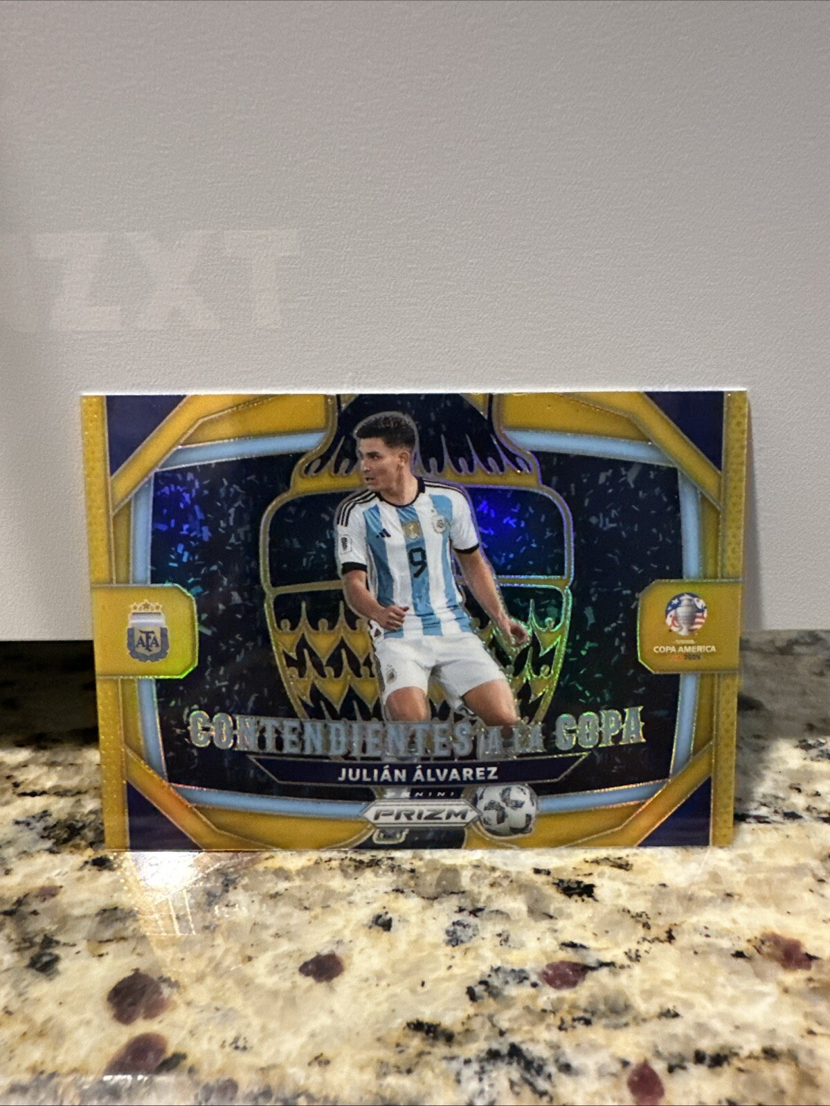 2024 Prizm Copa America Julian Alvarez Gold /10 SSP Contendientes A La Copa