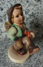 Hummel figurine Hum 79 "Globe Trotter" TMK 1 * double crown mark