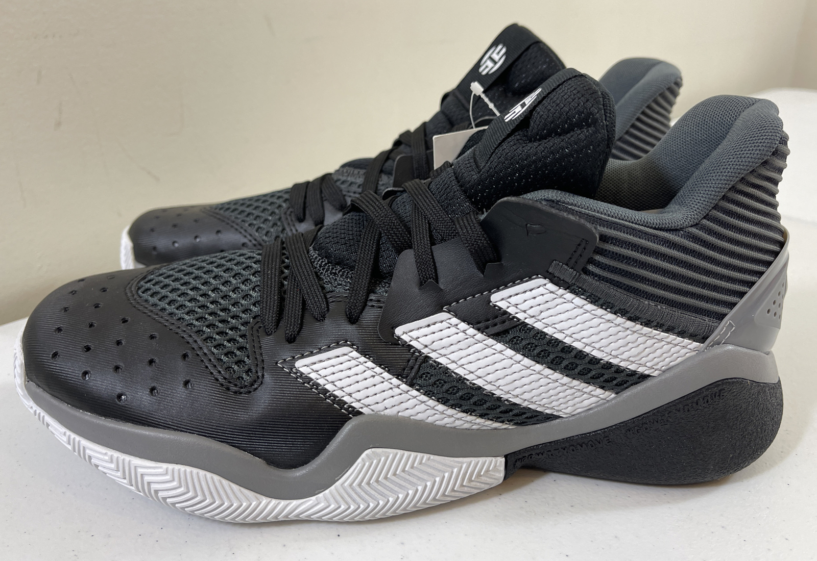Adidas James Harden Bounce Stepback 