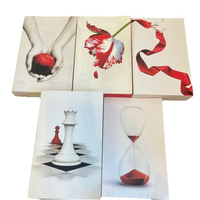 Twilight Saga Series Book Set Complete 1-5 by Stephanie Meyer White Covers