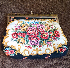Women's Floral Tapestry Needlepoint Style Coin Purse Clutch Metal Frame, Multi