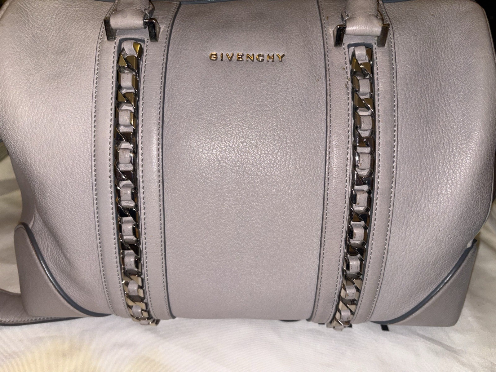Authentic Givenchy Grey Leather Chain Detail Satc… - image 12