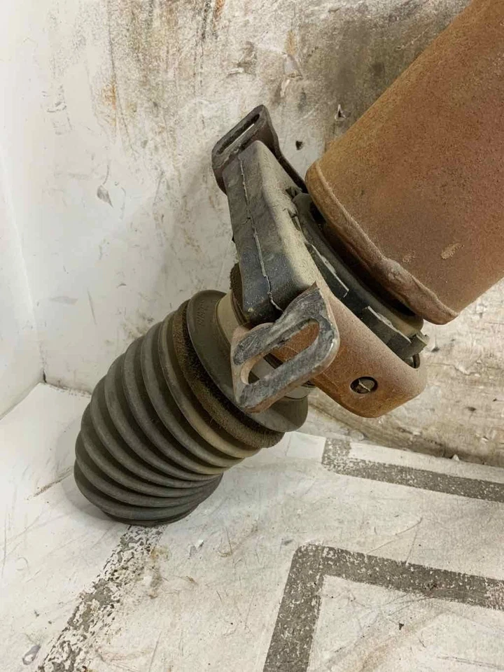 01-07 GMC Sierra 2500 HD eje de transmisión trasero 8893489 FrntSect solo 6,6 L 8C diésel Foto 3 de 4