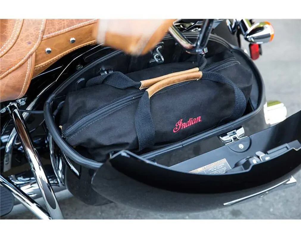 OEM Indian Motorcycle Deluxe Saddlebag Travel Bags in Black