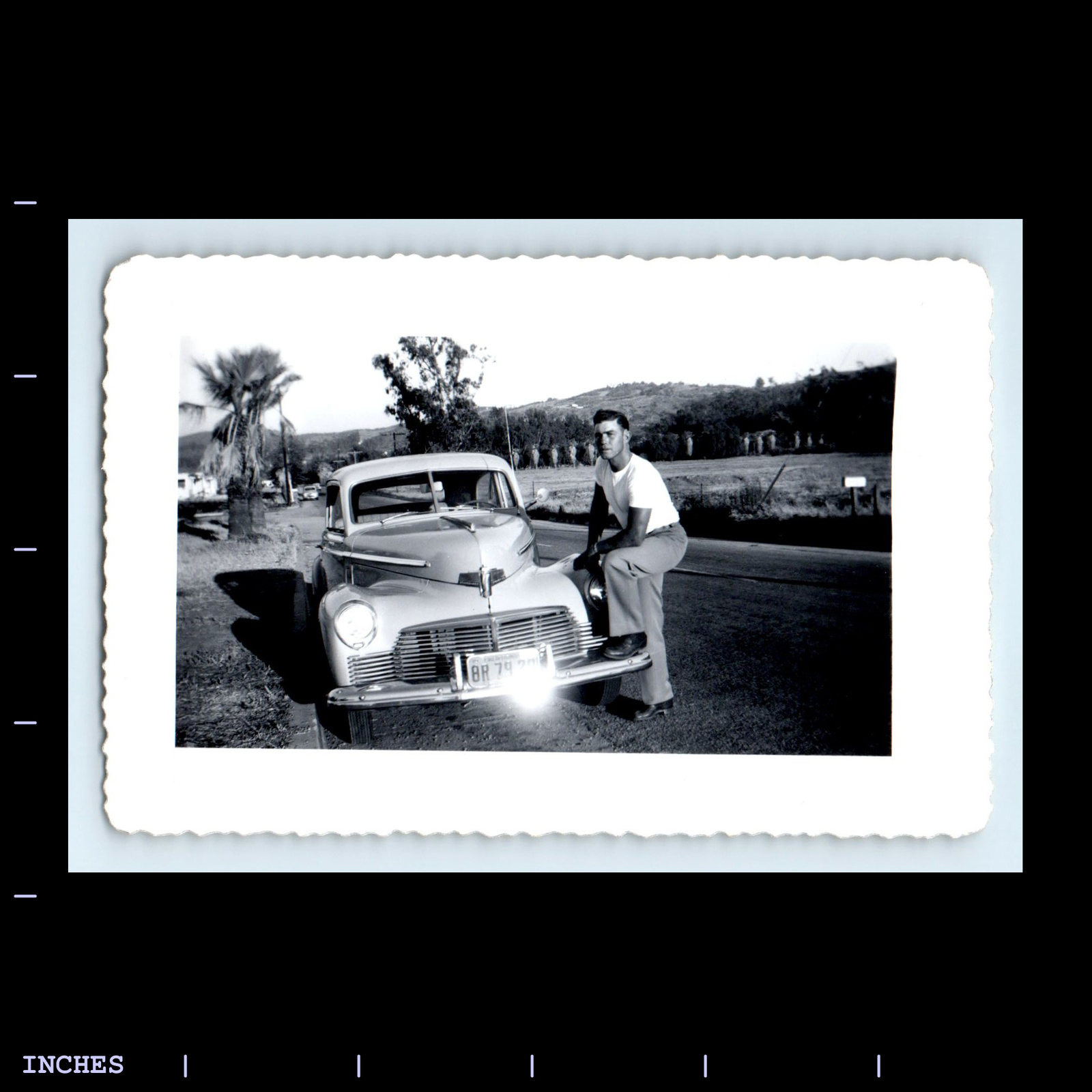 Old Vintage Photo MAN BY CLASSIC CAR CALIFORNIA LICENSE PLATE