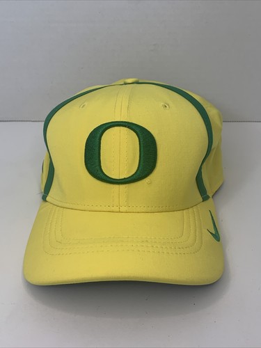 Oregon Ducks Nike Dri-Fit Yellow With 