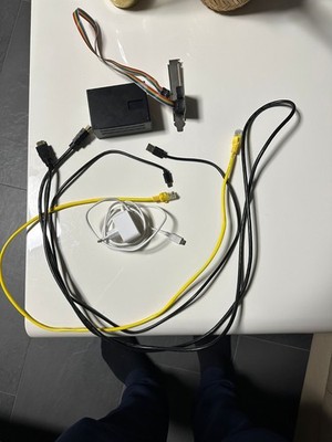 Pi-KVM (Raspberry Pi 4 - 4GB with Geekworm KVM-A3