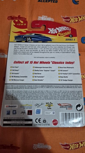 *Hot Wheels Classics '67 Pontiac GTO Convertible - Picture 6 of 6