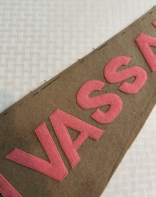 Vassar College Vintage Pennant Flag Felt Souvenir Pink Grey Poughkeepsie NY