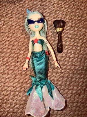 Fianna Fins Bratzillaz Midnight Beach includes all Accessories complete