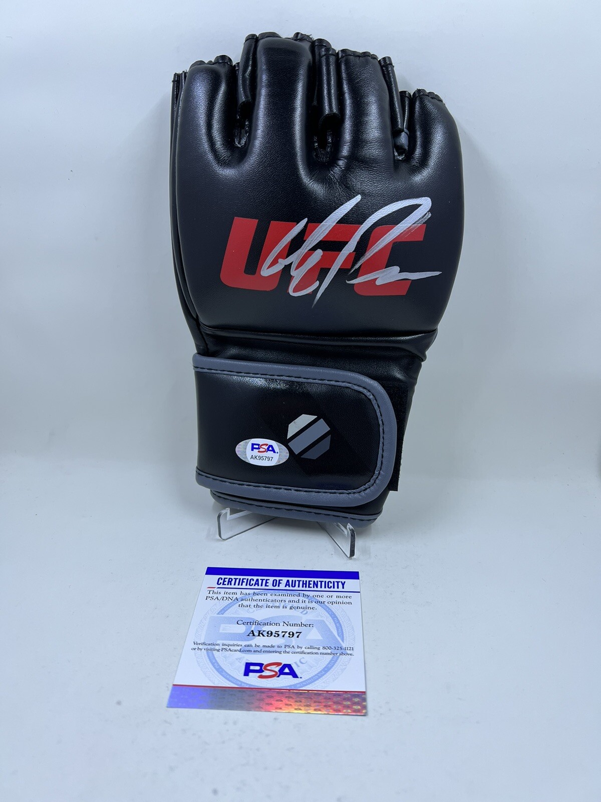 Luke Rockhold Autographed Signed UFC MMA Glove PSA/DNA 
