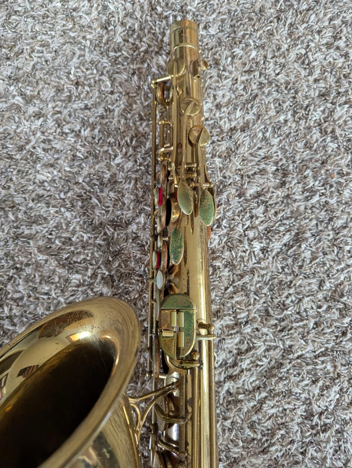 Martin Committee III "The Martin" Tenor Saxophone Org. Lacquer Matching Serials - Image 4 of 4