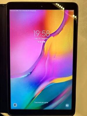 Samsung Galaxy Tab A SM-T510 2GB / 32GB Tablet Con Custodia e Tastiera Esterna