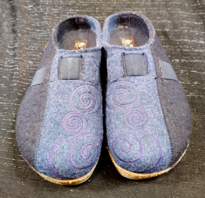Haflinger Grizzly Magic Swirl Wool Blue Slip On Clog Shoe Womens 38 (US 7.5).