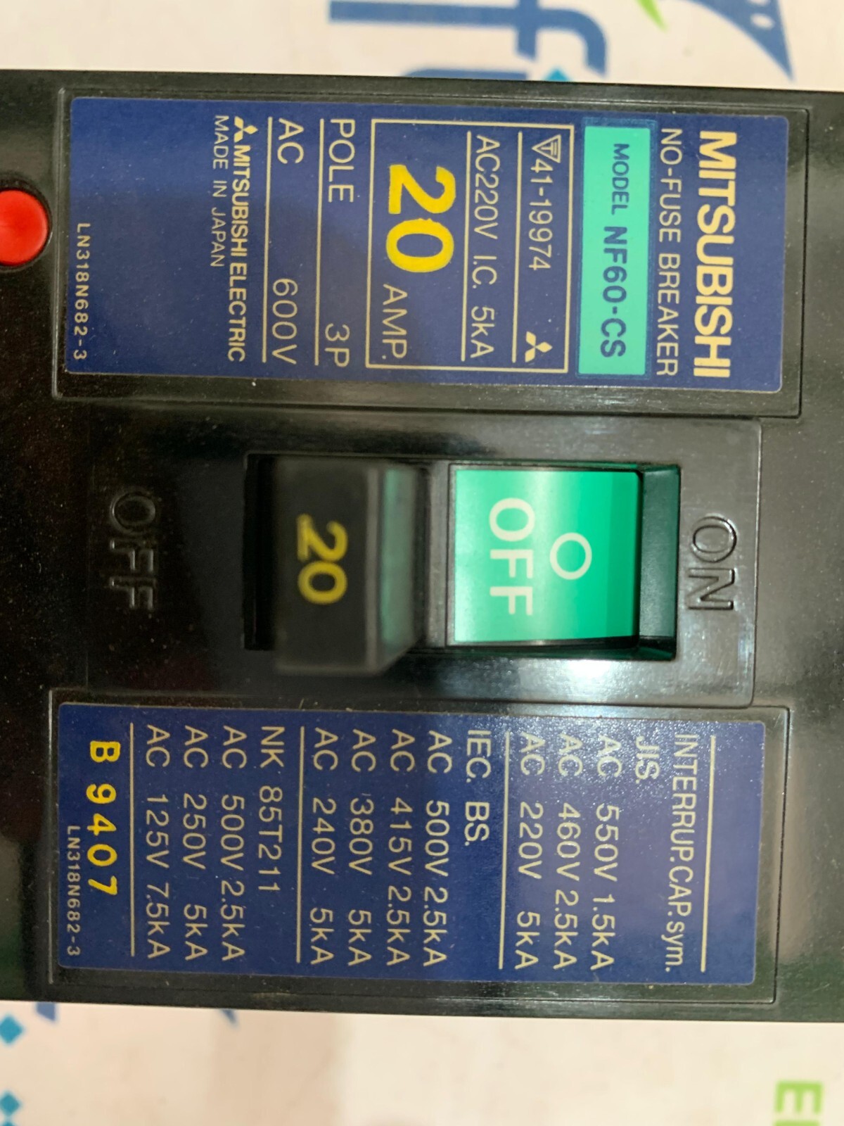 MITSUBISHI NO-FUSE CIRCUIT BREAKER NF60-CS 20A 3 POLE (New But Miner Broken)