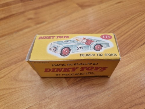 VINTAGE DINKY TOYS 111 TRIUMPH TR2 SPORTS CAR NICE REPAINT RESTORATION + BOX - Picture 5 of 5