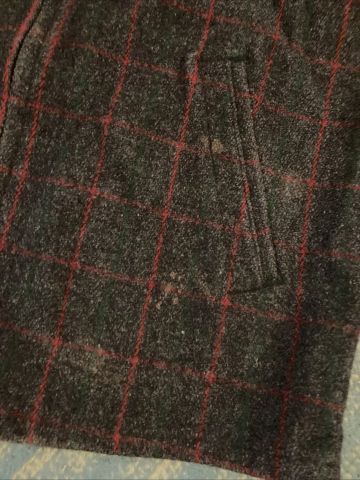 Vintage Johnson Woolen Mills Plaid Jacket, Zipper, Size 40-42 - Image 3 of 4