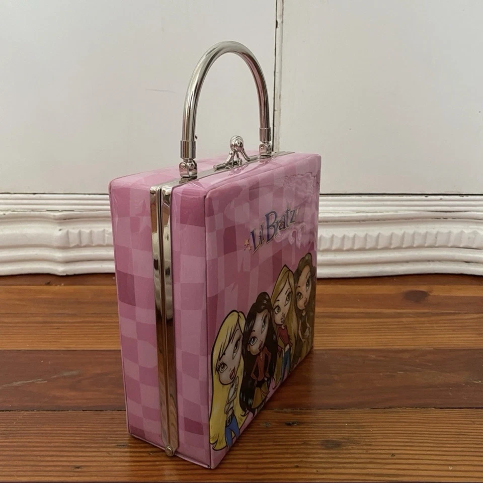 Estuche de transporte de moda vintage años 00 Lil’ Bratz bolsillo  Foto 2 de 4