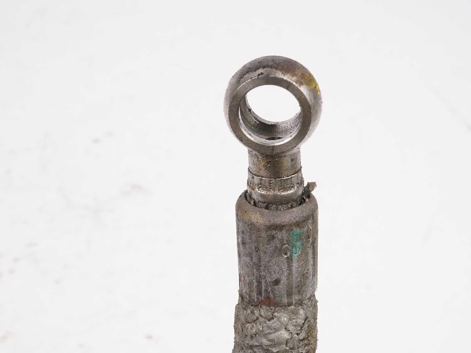 Maserati Quattroporte 2004-2008 RIGHT Oil line