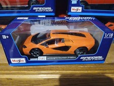 lamborghini countach 1/18 LPI 800-4