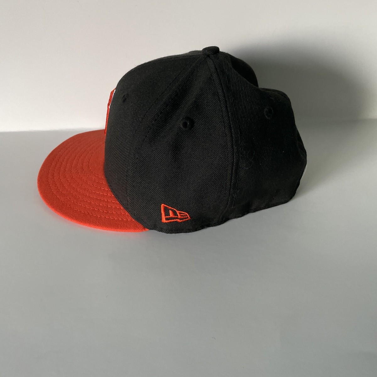 NWOT Vintage 7 3/8 New Era Detroit Tigers Black/Orange Fitted Cap