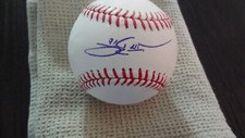 JEFF BAKER    autographed baseball