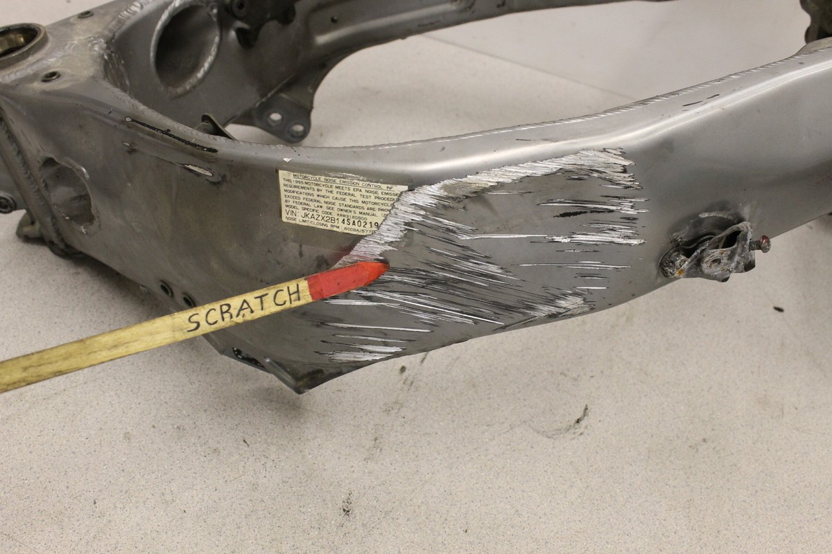 1995 Kawasaki Ninja Zx9r Zx900b Main Frame Chassis Body ZX 900