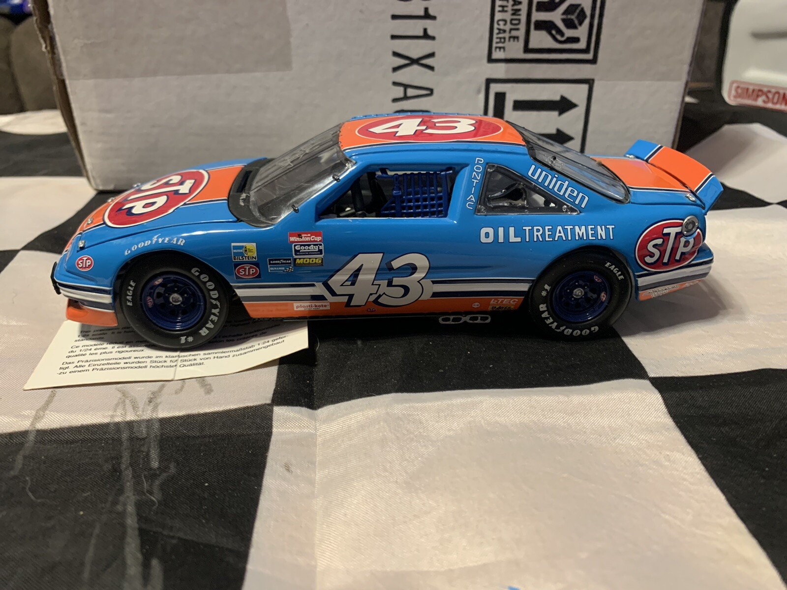Picture 4 of 10