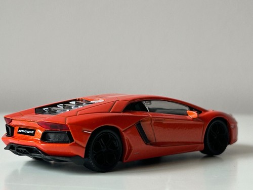 Lamborghini Aventador LP700-4 Italian Car Model Metal Diecast Toy 1:43 Welly - Picture 7 of 10