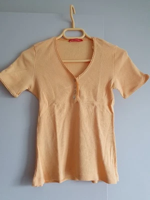 Haut – top T-shirt jaune orangé Manoukian T 38-40 TBE - Photo 1/4