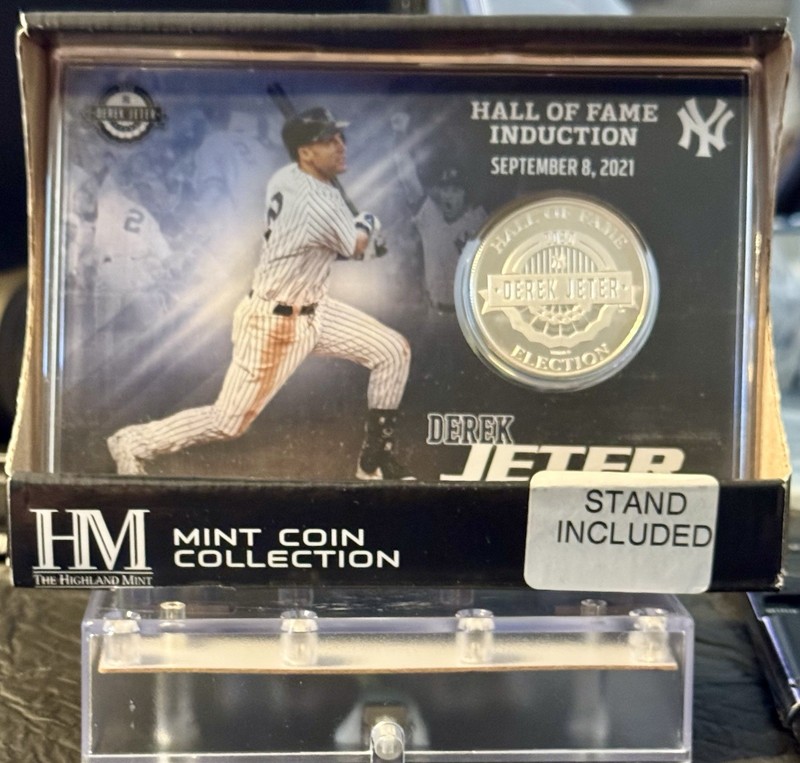 Highland Mint Derek Jeter Yankees HOF Induction 2021 39mm Silver Plated Coin