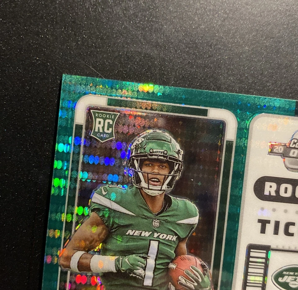 2022 Contenders Optic Ahmad "Sauce" Gardner Rookie Ticket Green Pulsar /30 🔥 - Image 2 of 4