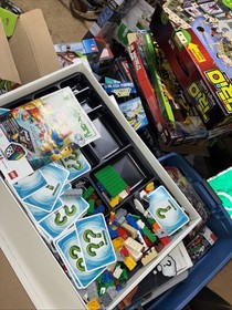 LEGO Creationary Board Game 3844 Educational Building Opened