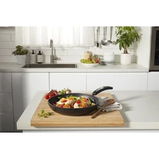 Classic Non-Stick Frying Pan with Bakelite® Handle _