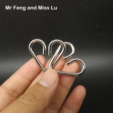 Mini Heart Ring Puzzle Metal Wire Toys Brain Teasers Intelligence Gadget Magic