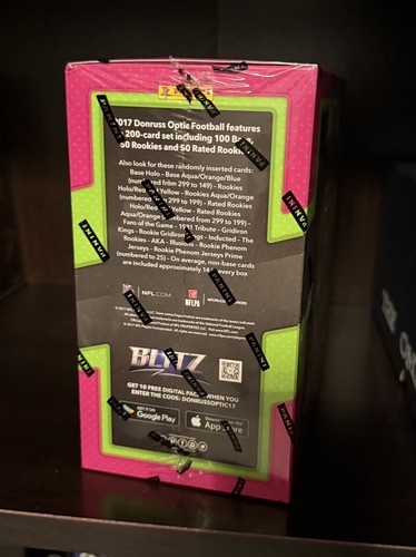 2017 Panini Donruss Optic Football NFL Sealed MEGA Box Mahomes RC? Chiefs - Picture 2 of 4