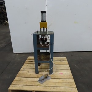 Fabco 1-1/2" Stroke Light Duty Pneumatic C-Frame Punch Press Unitool L3/4