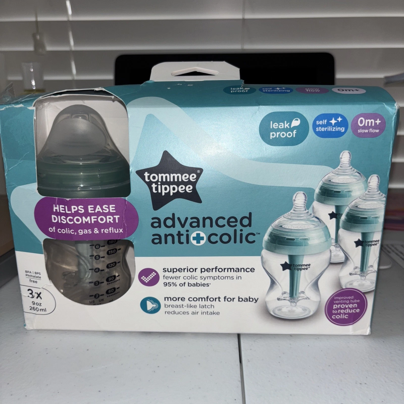 Tommee Tippee Advanced Anti Colic Grow W/ Baby Bottle Set of 3 - 9 oz open Box
Opens in a new window