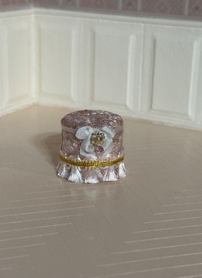 Dollhouse Miniature Artisan made  1:12 Victorian Round Cushion