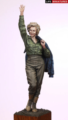 Life Miniatures - Marilyn Monroe in Korea USO Tour - 1:16 Resin - LM16003