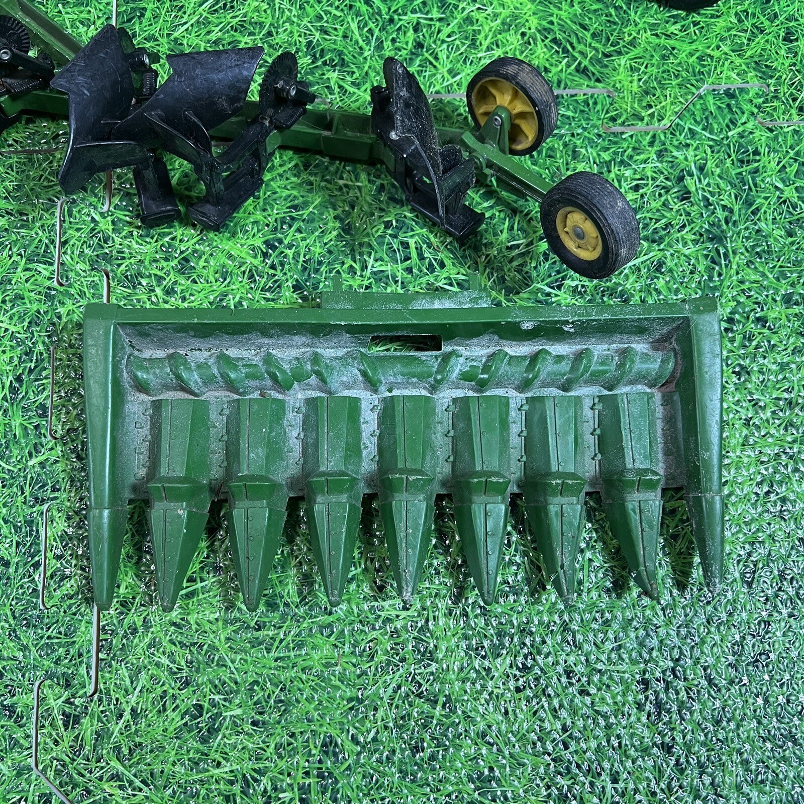 Picture 2 of 10