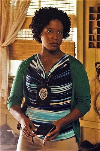 Insignia Dexter Angie Miller Miami Metro Pantalla Original Usada TV Prop Showtime - Imagen 3 de 3