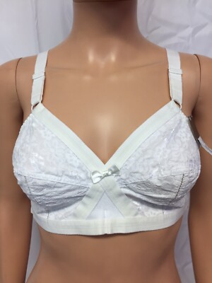 Women's Bra Without Compelxe Size 85D Color White New !!!