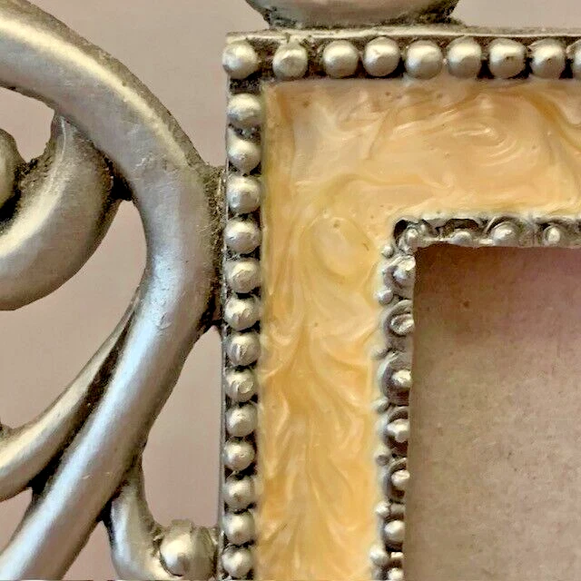 Marco de fotos Art Deco desplazamiento retro de colección esmalte amarillo plata metal imagen 4x6 Foto 4 de 4